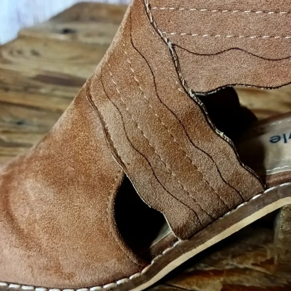 Cowgirlcore  Let's See Style Los Angeles Suede cutout bootie with heel zipper 6 - Picture 9 of 14